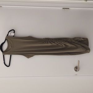 Ribbed dress with cinched detailing